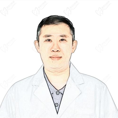 阳江粤西口腔医院张超