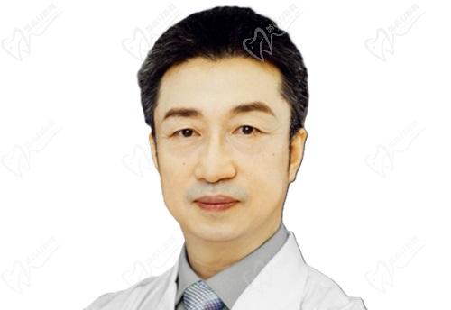 成都现代医院刘亚平简介
