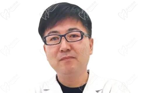 佳木斯韩艺来李明贤院长