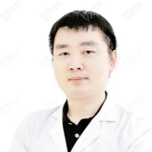 长沙笙泽植发研究院曾瑞洞医生