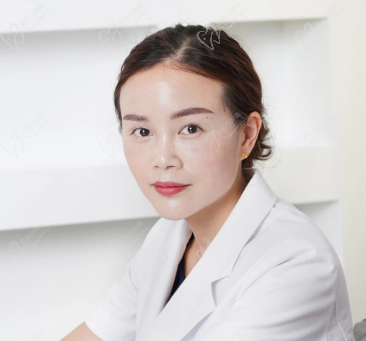 重庆时光整形医院卢美均医生