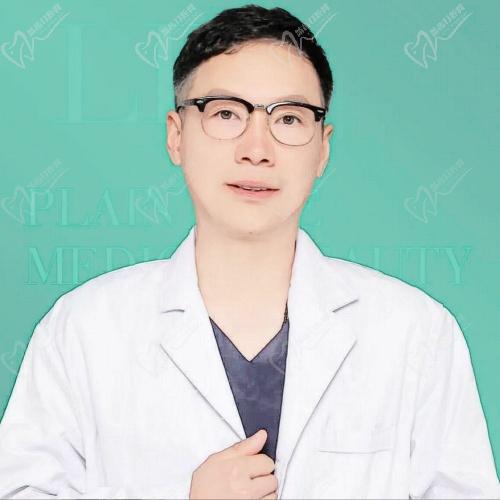 青岛皙博士医疗美容门诊部刘顺医生