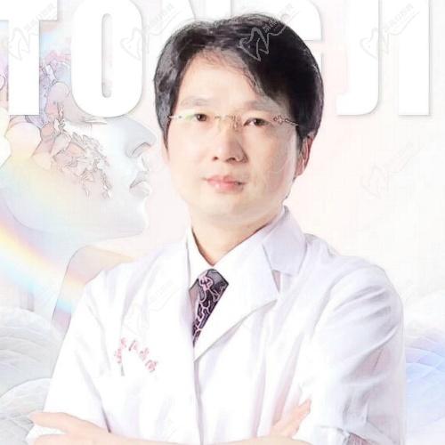 南昌同一济甄美医疗美容门诊部黄庆武医生
