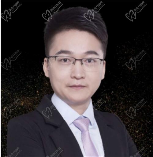 广州周滔医生个人简历