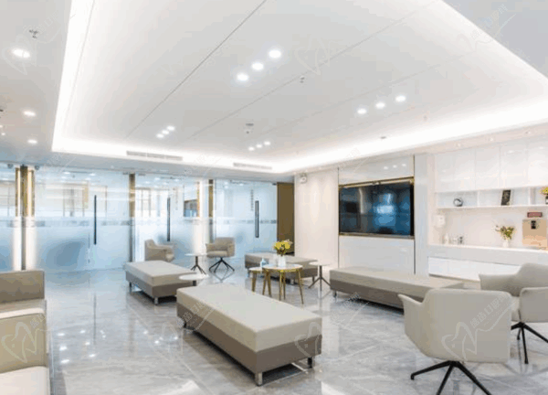 深圳同步齿科正规吗