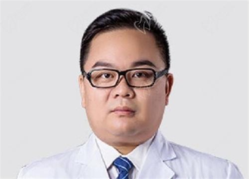 成都新桥口腔医院王锋医生 成都新桥口腔医院王锋医生