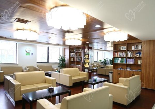 北京茗视光眼科崇文门院区怎么样