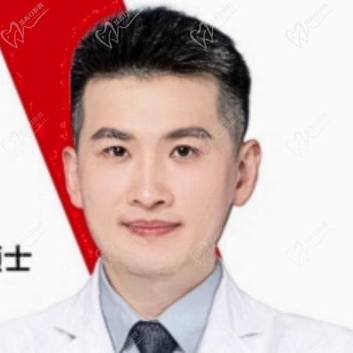 嘉兴曙光口腔门诊部孙大磊医生