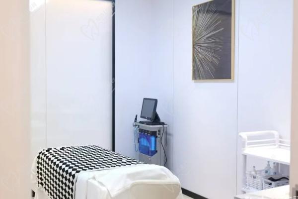 2025杭州浮想国医疗美容价格:玻尿酸6k+/眼部2k+价格透明都是正规的 2025杭州浮想国医疗美容价格:玻尿酸6k+/眼部2k+价格透明都是正规的