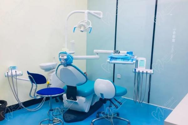 种植牙/矫正/根管治疗等