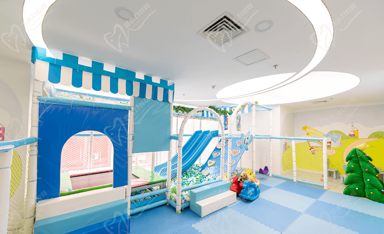 皓尔佳艺口腔儿童娱乐区