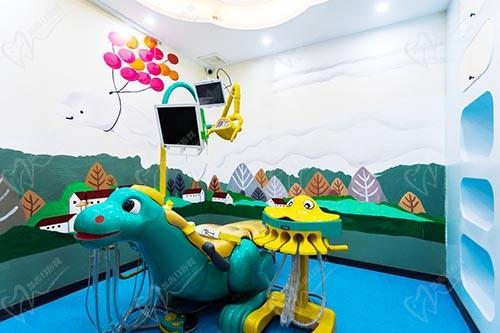 十堰胜元口腔门诊部儿童诊室