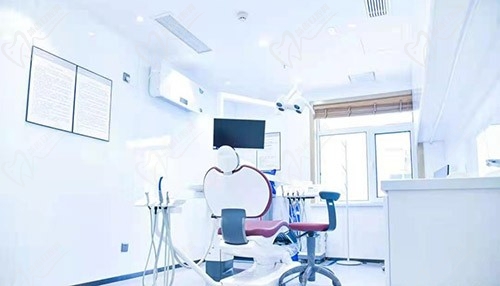 艺星整形美容医院口腔科诊疗室