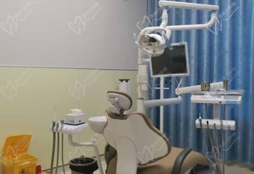 曹县博仕口腔门诊部牙椅