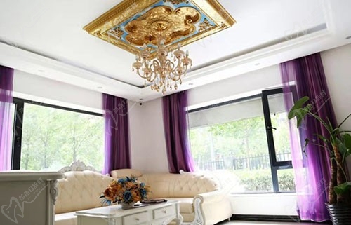 北京齿康口腔门诊部休息区