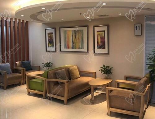 北京美尔目口腔科休息区