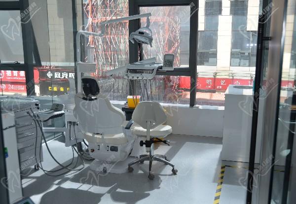 云南奥格口腔医院门诊治疗室