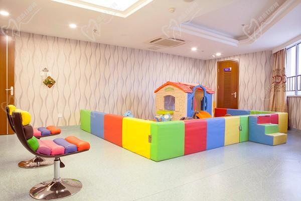 北京冠美平乐口腔儿童区