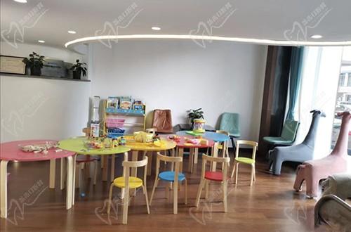 小老虎口腔休息区