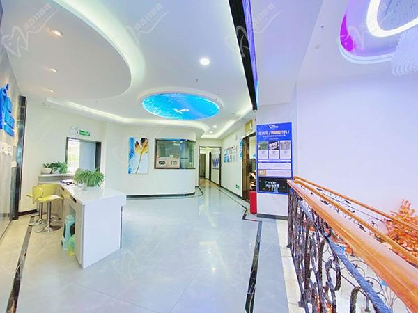 贵阳林陈朗朗口腔医院大厅