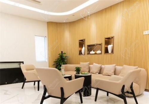 南京洪武路康美口腔怎么样？是正规的牙科种植牙技术好且便宜