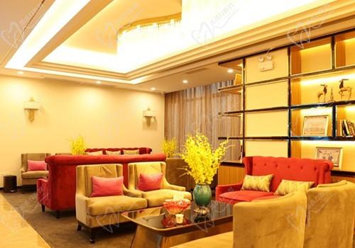 广州德伦赤岗口腔门诊休息区