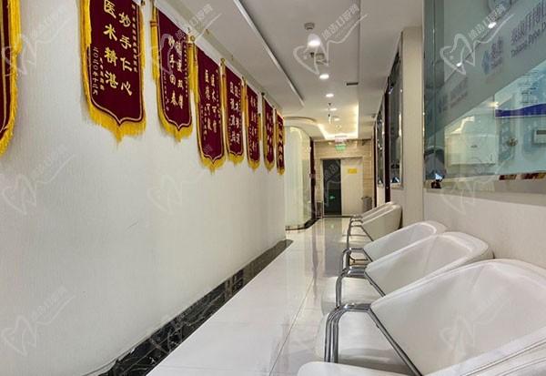 济南泰康拜博口腔医院走廊