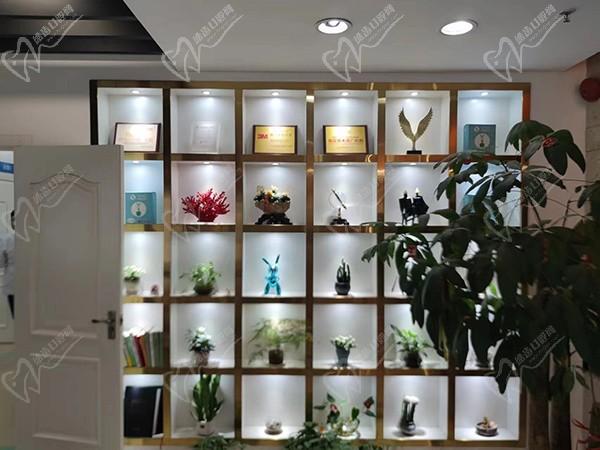 深圳迅美口腔展示柜