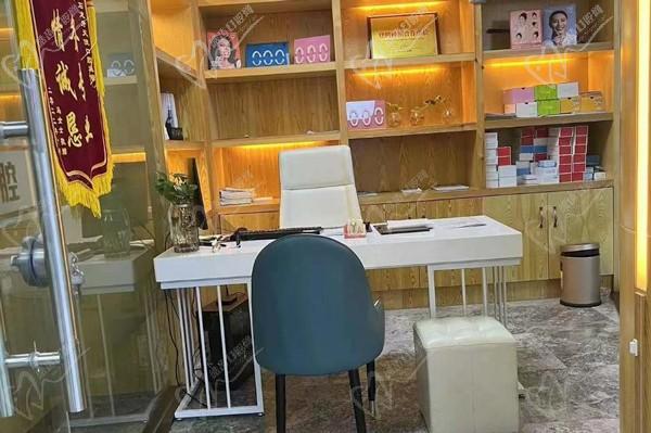 东莞石龙牙天使口腔门诊部诊室