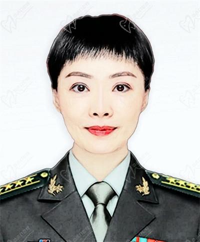 李雅彬