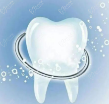 60岁种牙好还是镶牙好？为什么有人说60岁不能种牙呢