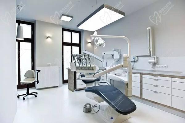 牙科治疗椅
