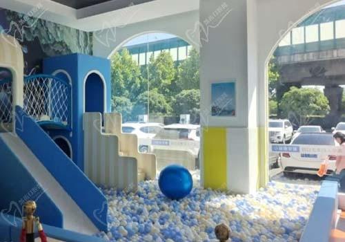 南京江北海京蓝鲟口腔儿童区