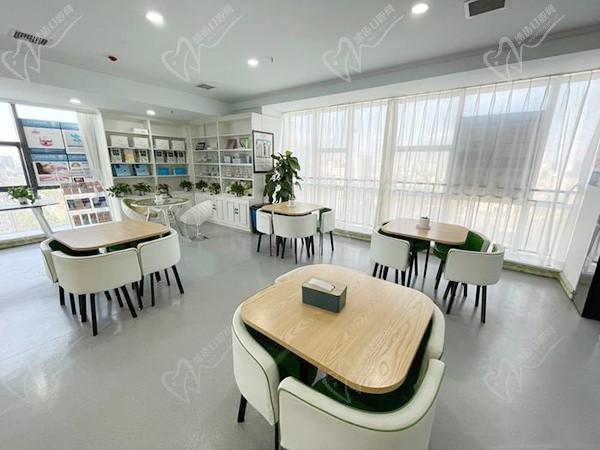 西安嘉佳京华口腔休息区