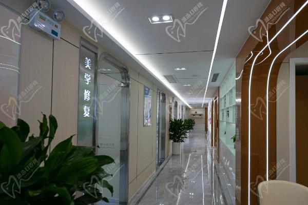 福建福鼎优贝口腔门诊部走廊