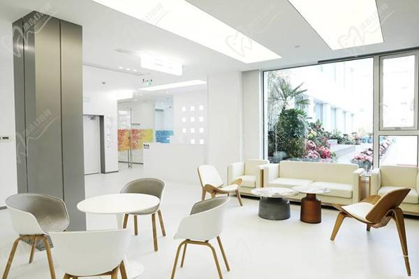 上海西郊众植口腔休息区