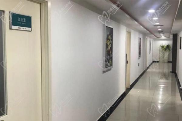 廊坊济民口腔医院万象城店走廊