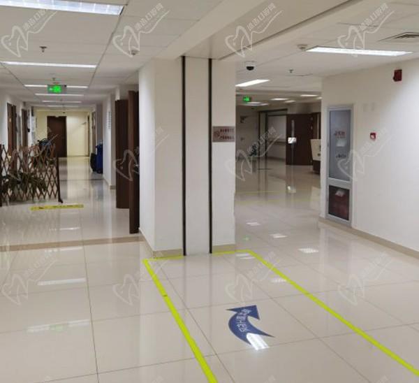 北京宣武医院眼科走廊