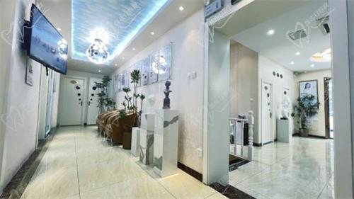 北京紫洁俪方医疗美容诊所走廊