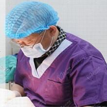 何贤清医生做胸怎么样丰胸技术好吗？从口碑技术出发看真人案例