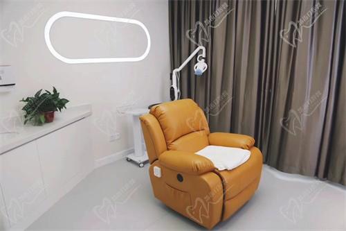 青岛华颜美医疗美容医院休息区