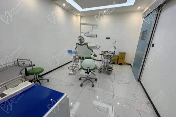 拉萨爱牙口腔门诊部牙椅