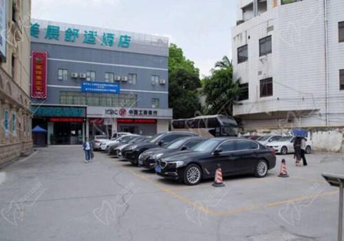 我有南宁诺贝尔口腔医院电话号码，可打听营业时间/地址在哪里