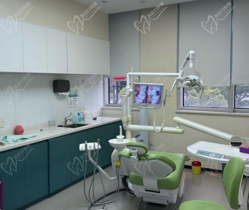 杭州品凯口腔萧山门诊部诊室1