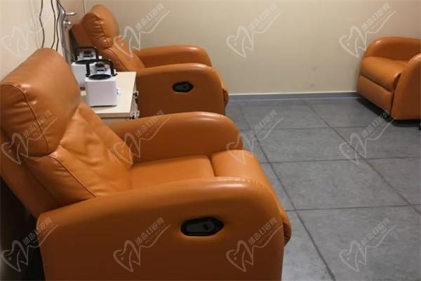 阳江爱尔眼科医院休息区