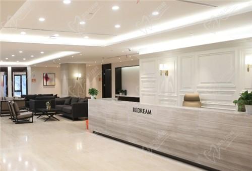 杭州薇琳医疗美容医院价格表查询：双眼皮2980+做鼻子5800+丰胸8800+