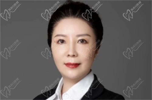 蔡灵