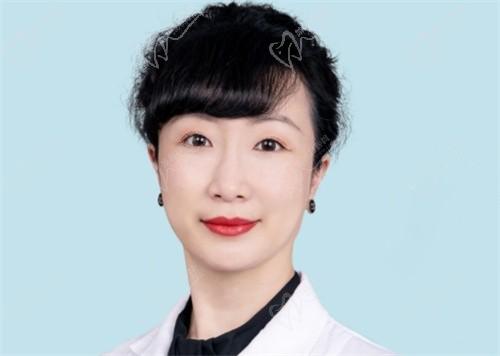 梁静萍