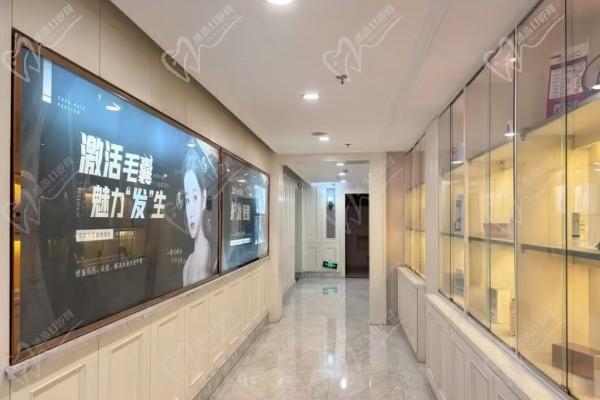 长沙亚韩医学美容医院走廊