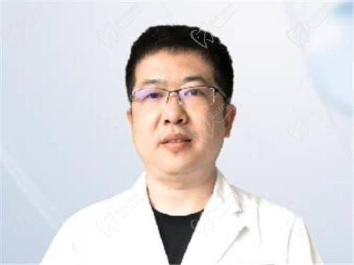 刘刚